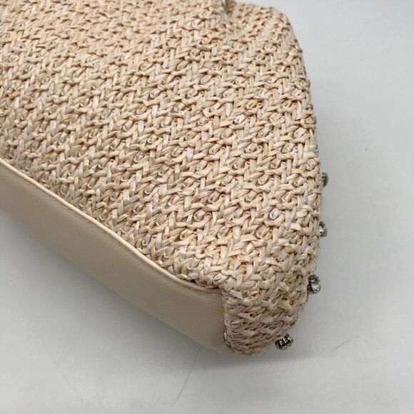 Urban Expressions Ivory Nikita Clutch - Picture 8 of 11